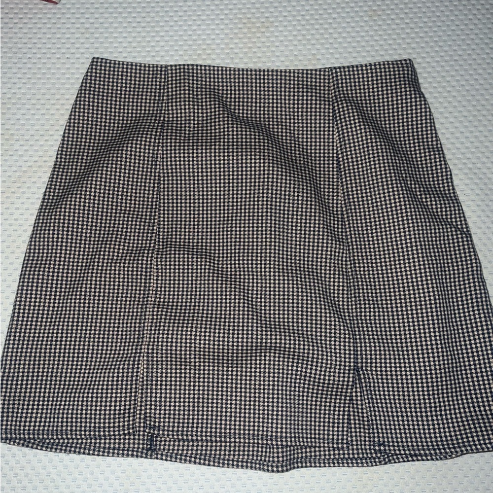 Super cute urban outfitters mini skirt